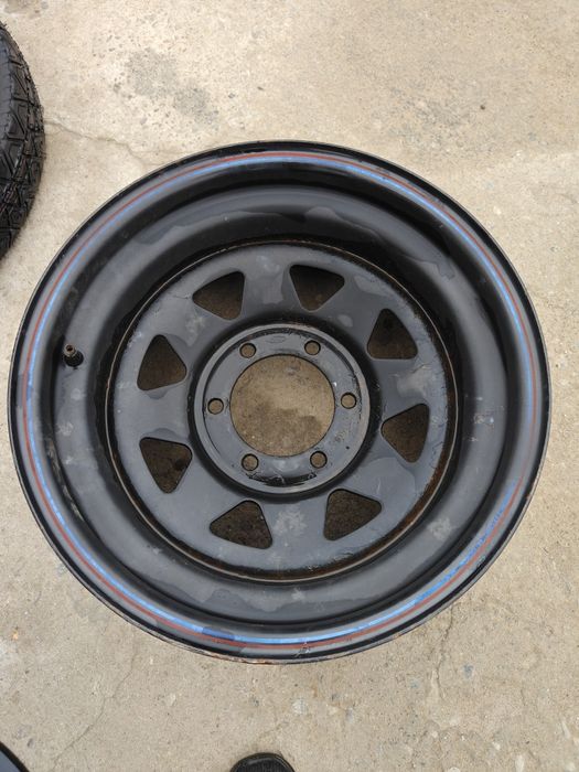 Felga stalowa 16".6x139.7 nissan patrol -35et