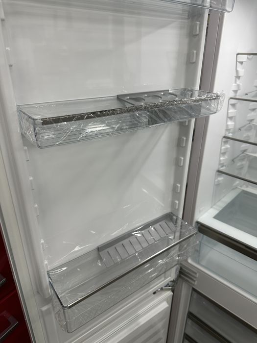 Вбудований холодильник Miele KFN 7734 WiFi | NoFrost холодильник миле
