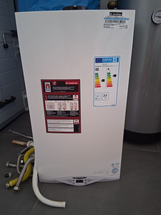 Caldeira Ariston Cares Premium 24 EU2