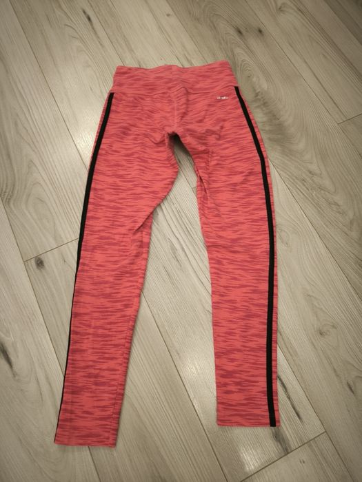 Piękne różowe legginsy Adidas XS