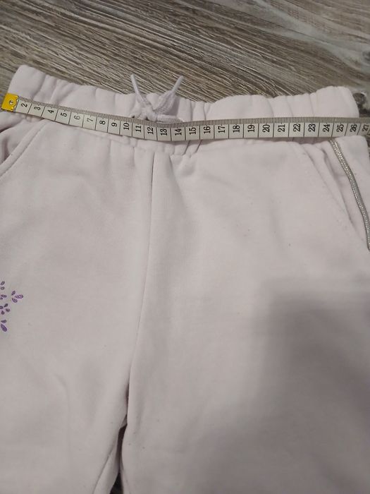 Dres dziecięcy ocieplany rozm.122.