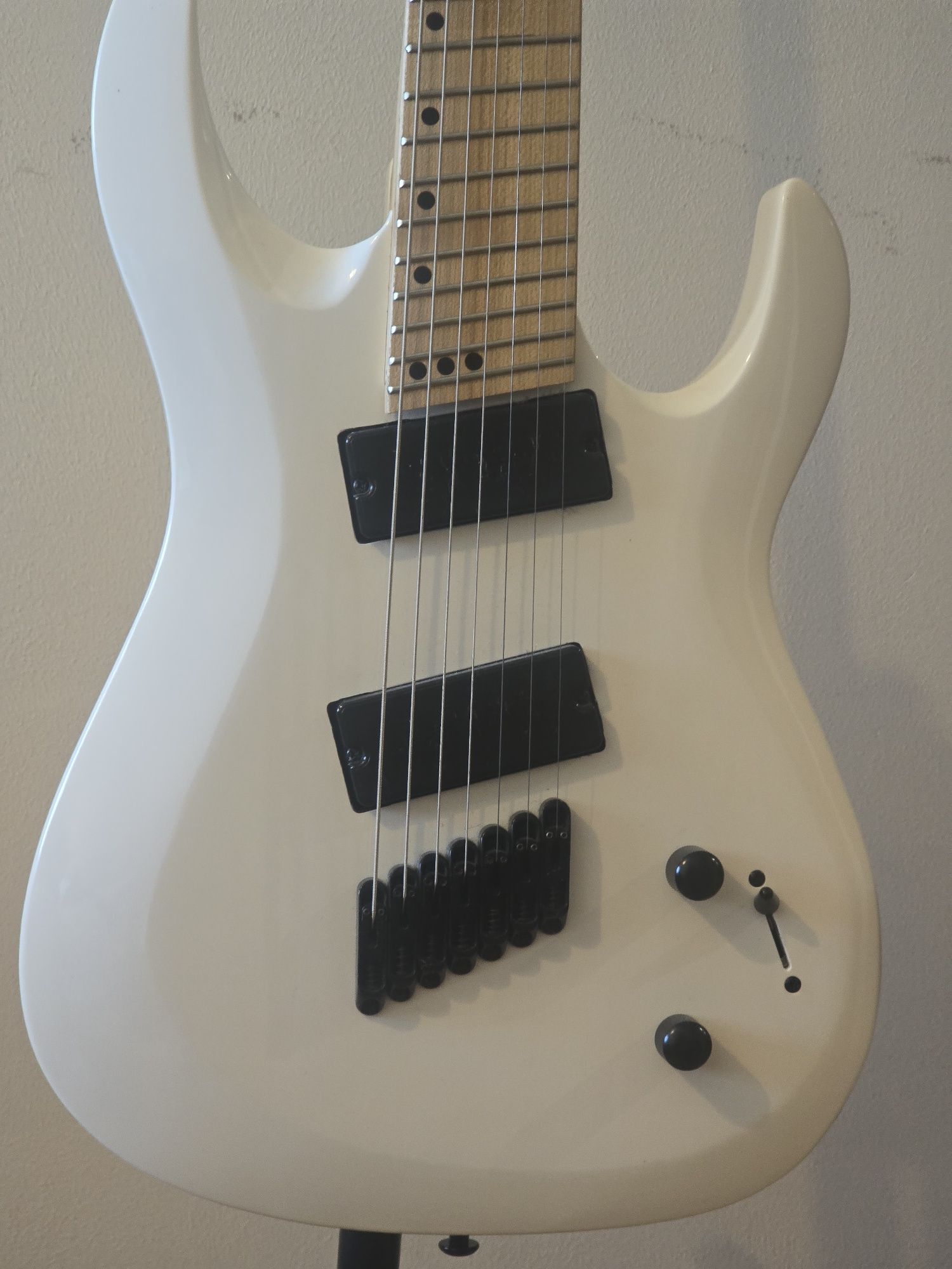 HB R457 Fanfret 7 Cordas