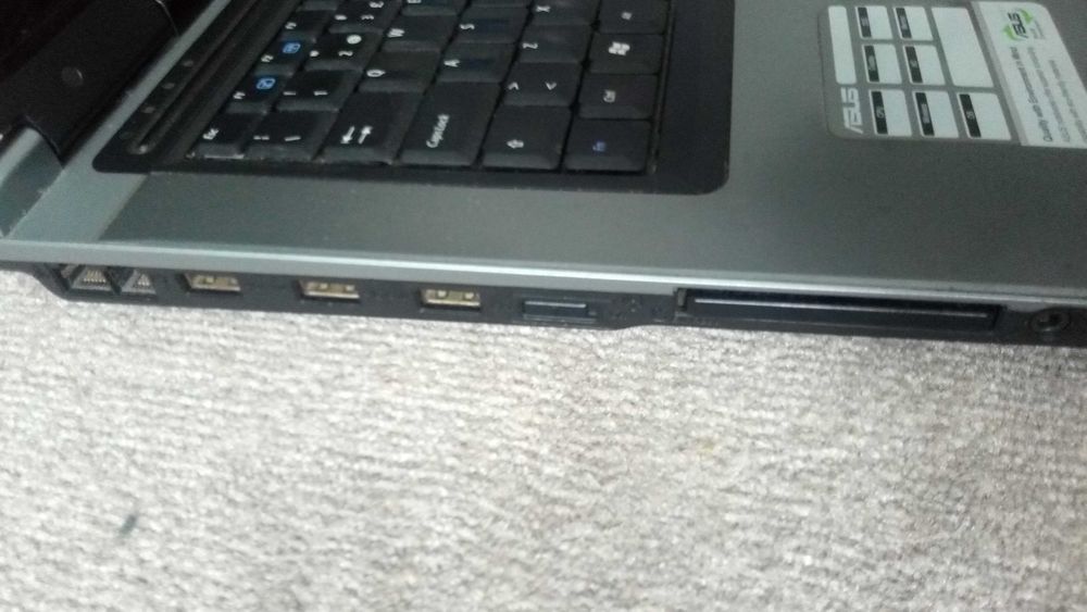 Portátil Asus avariado (possibilidade formatação)