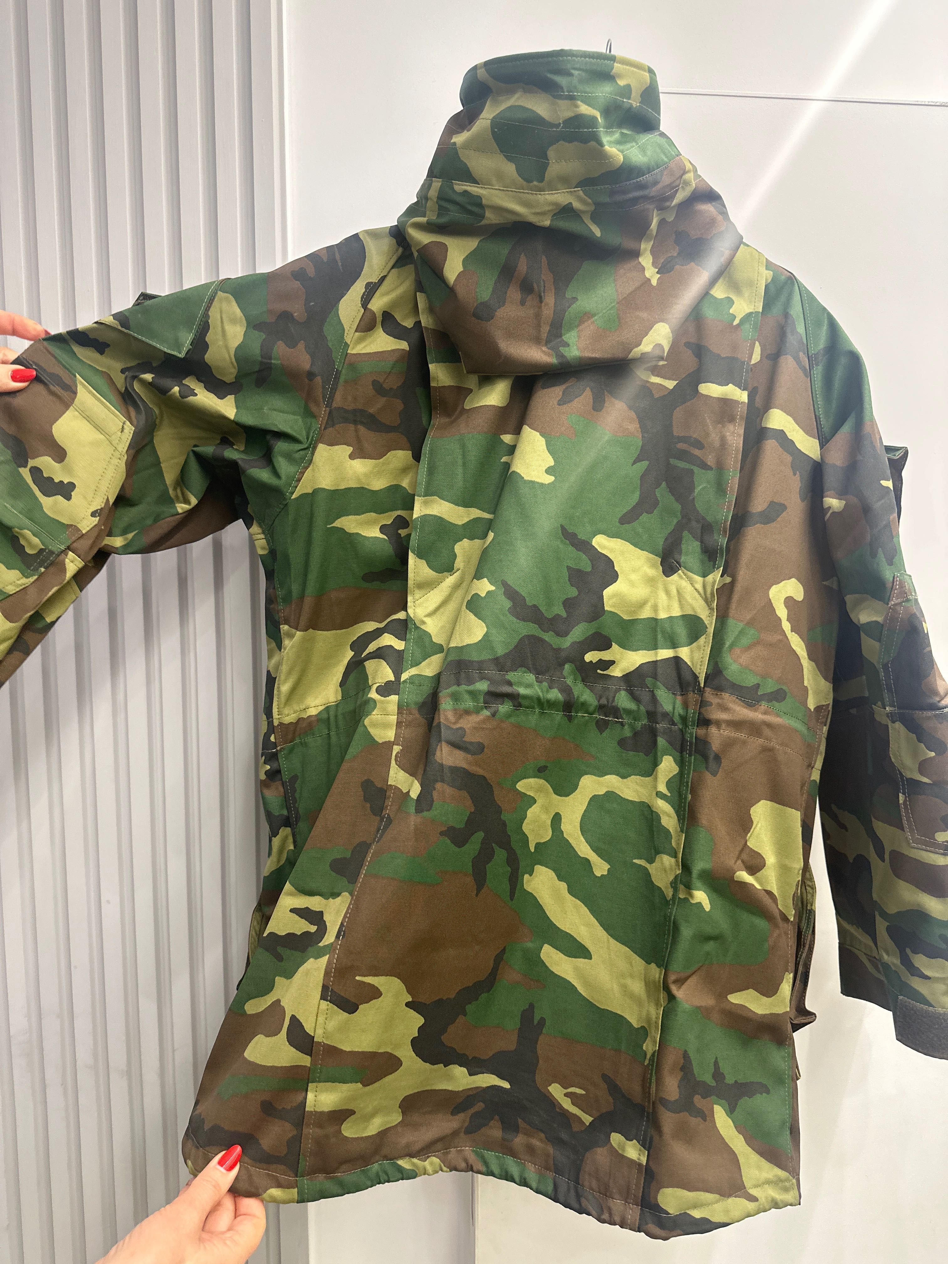 Куртка військова,розмір 44-46