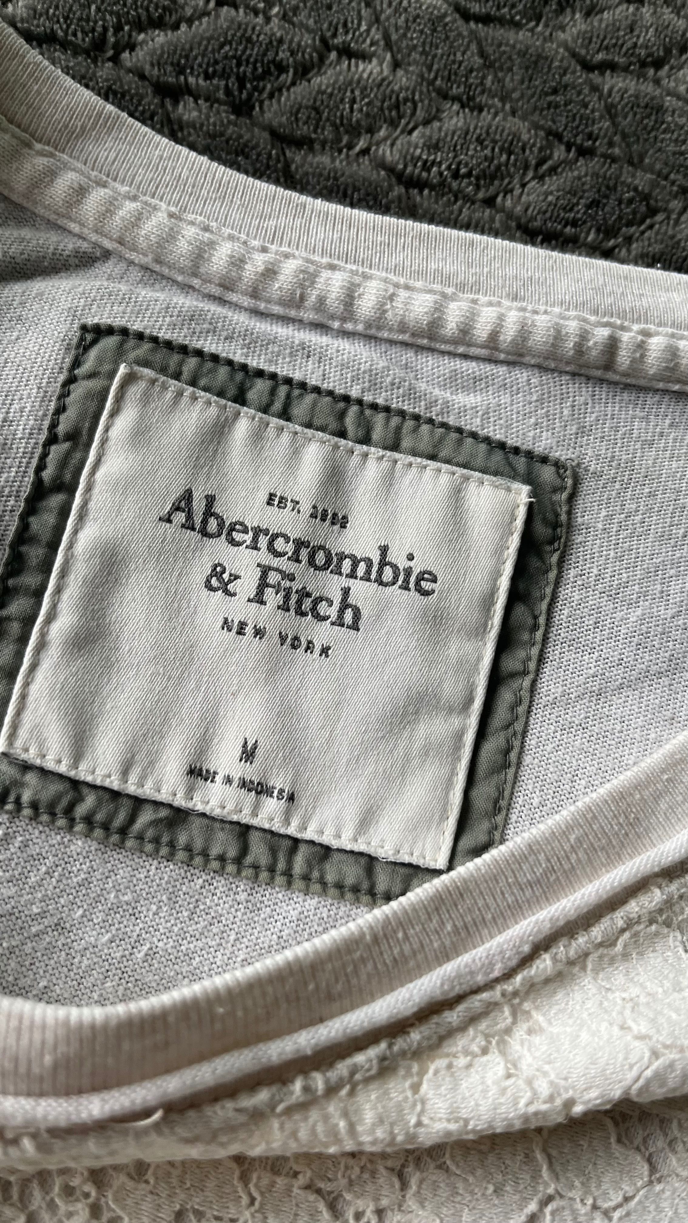 Abercrombie & Fitch M 38 beżowa bluza z koronką 
#abercrombieandfitch
