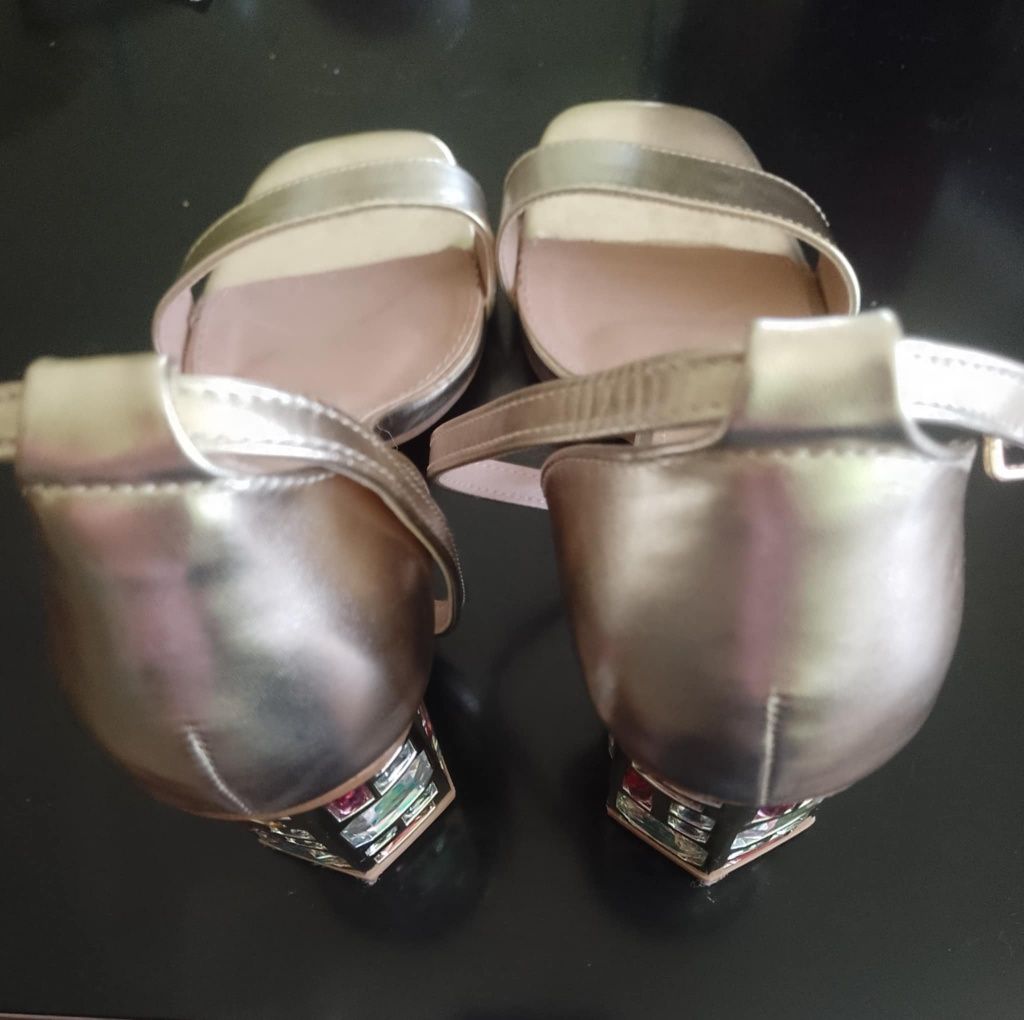 Buty na sprzedasz