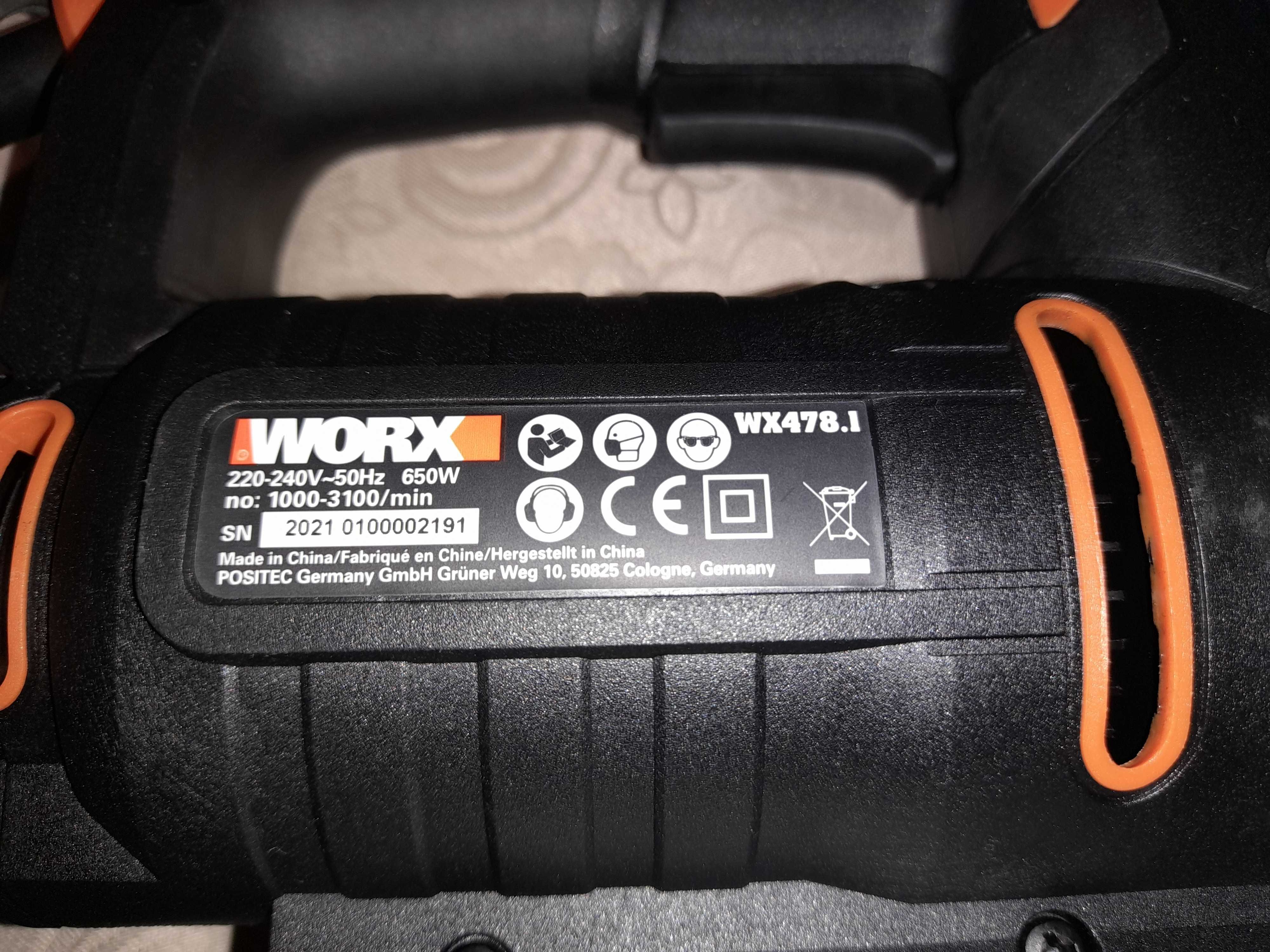 Wyrzynarka Worx WX478.1