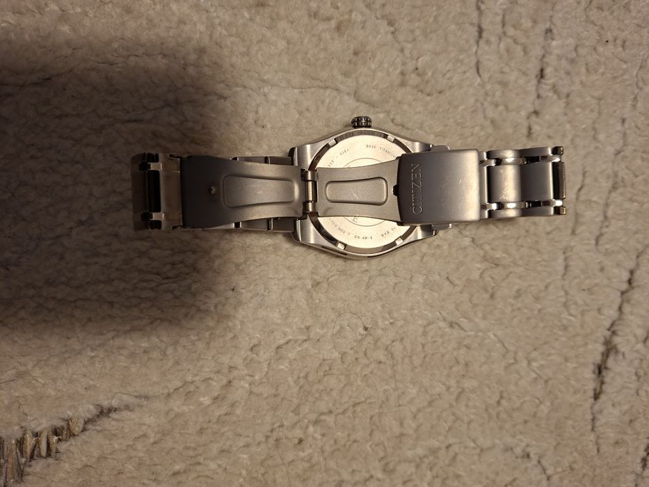 Zegarek Citizen Eco-Drive AW1240-57E