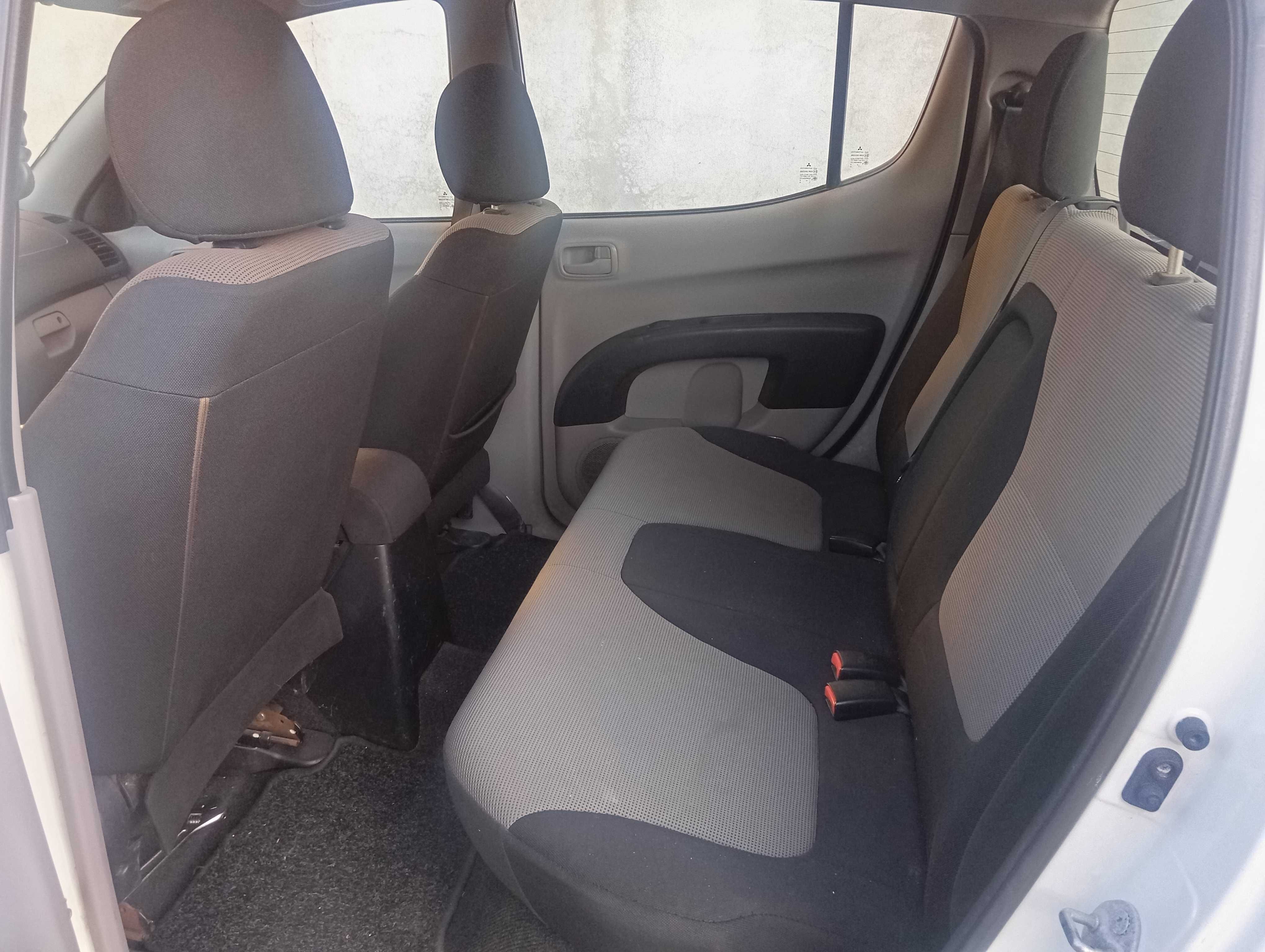 Carrinha Mitsubishi L200