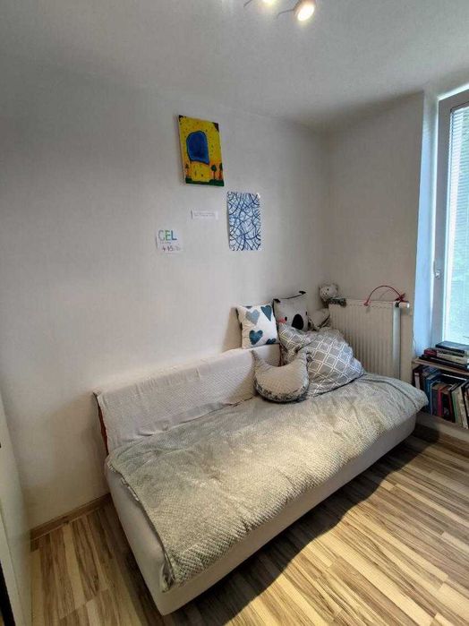 Pokój jednoosobowy Zalesie al. Paderewskiego