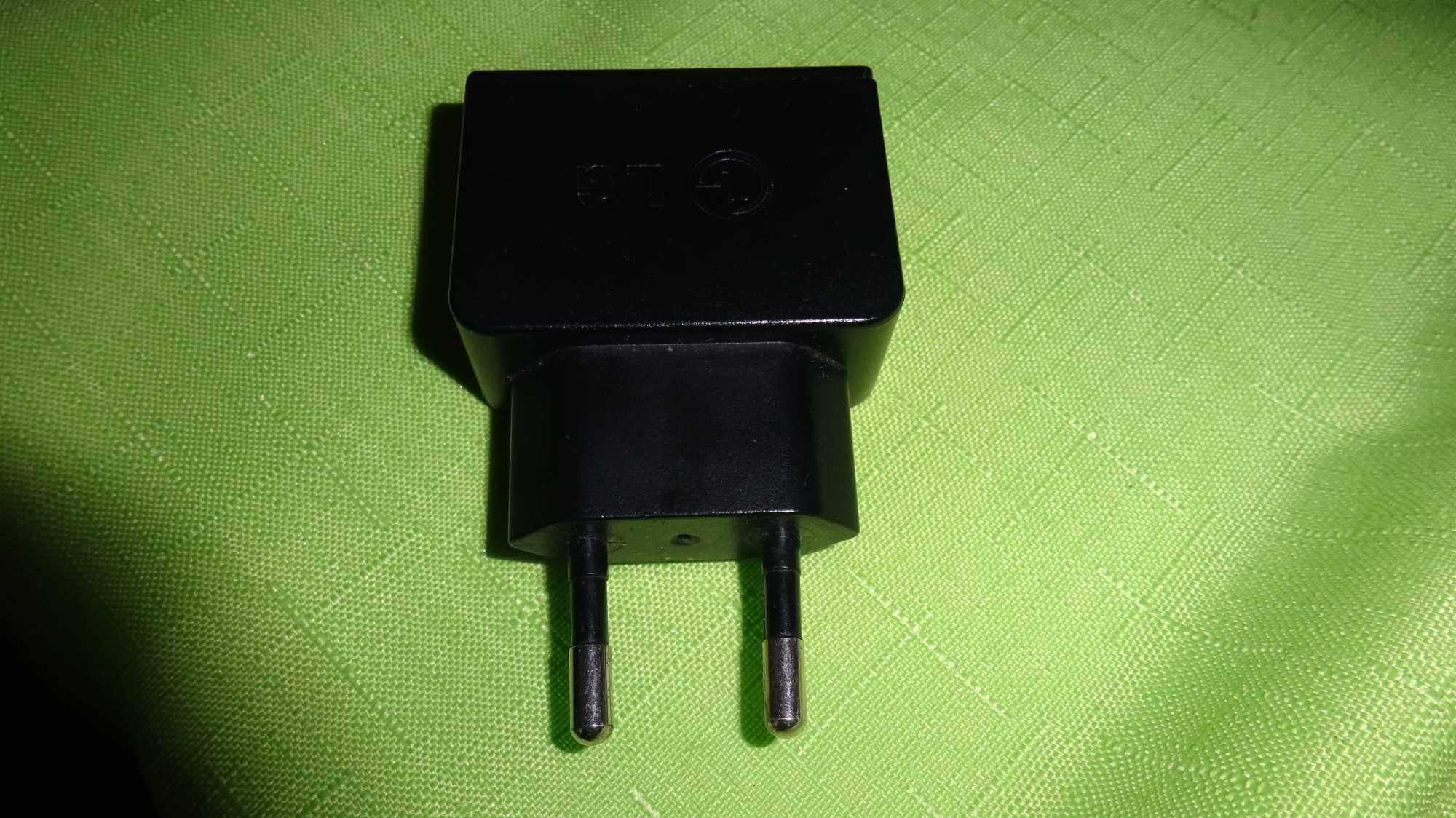 Ładowarka USB  LG do telefonu komórkowego ,tabletu ,aparatu