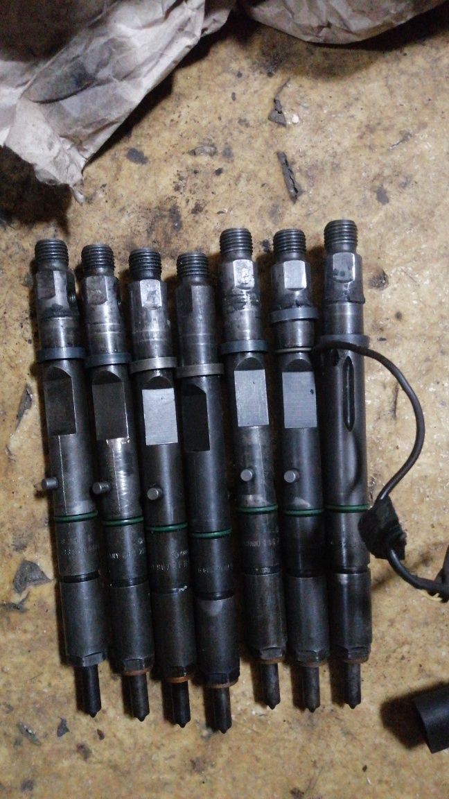Продам форсунки 202 Е 202 F 202 G, 201 ВDEGF на ауди а6с5 2,5 тди