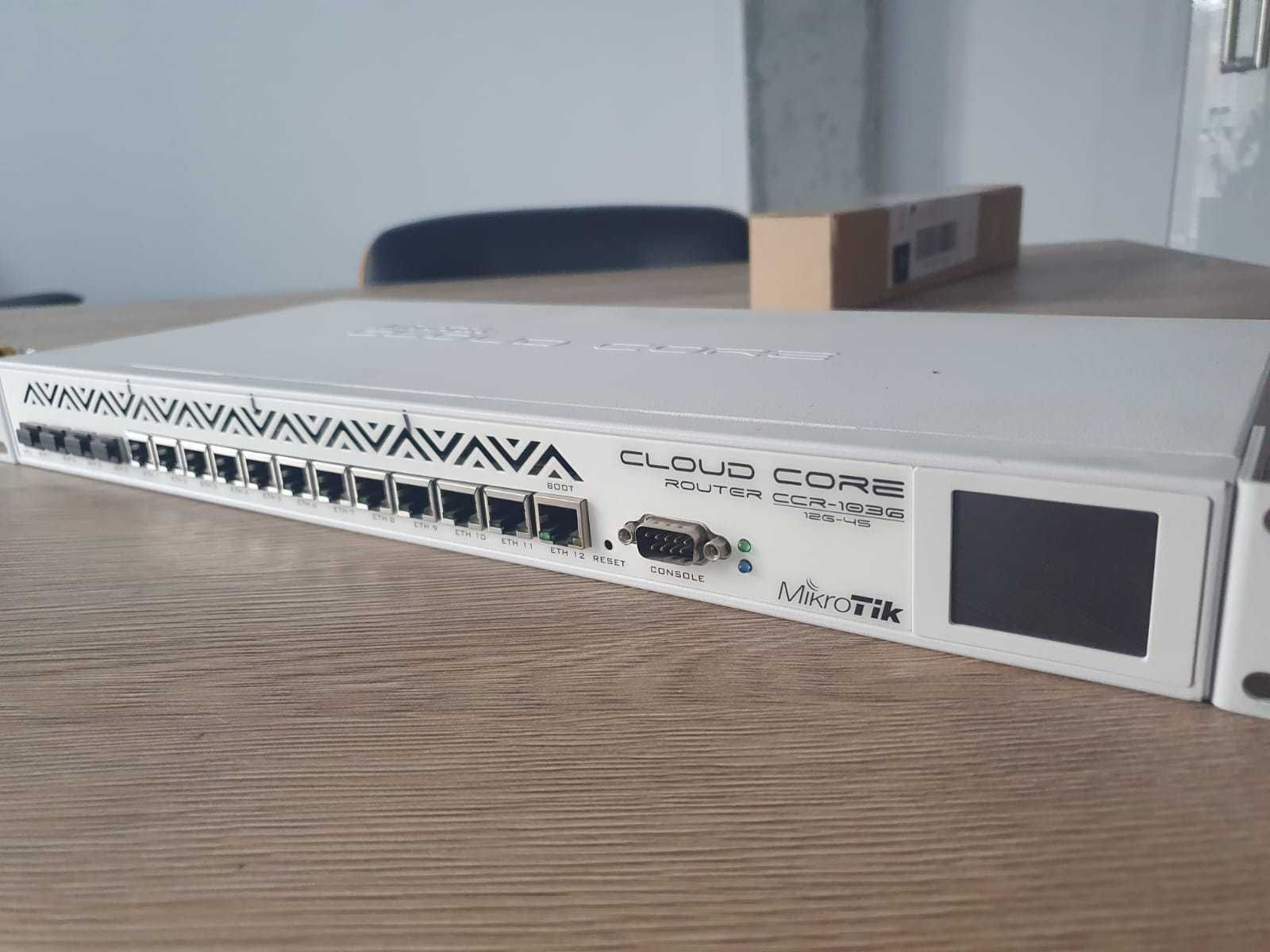 Router MikroTik CCR1036-12G-4S