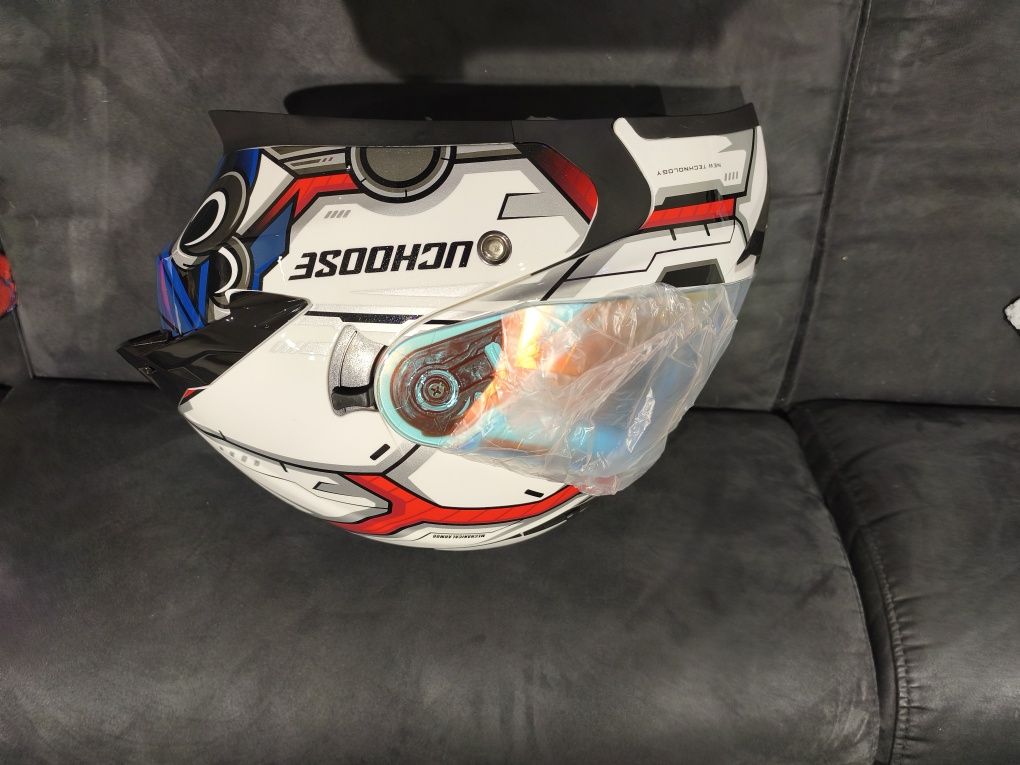 Vendo capacete novo
