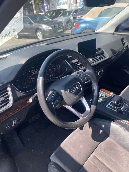 Продам Audi Q5 2.0 дизель
