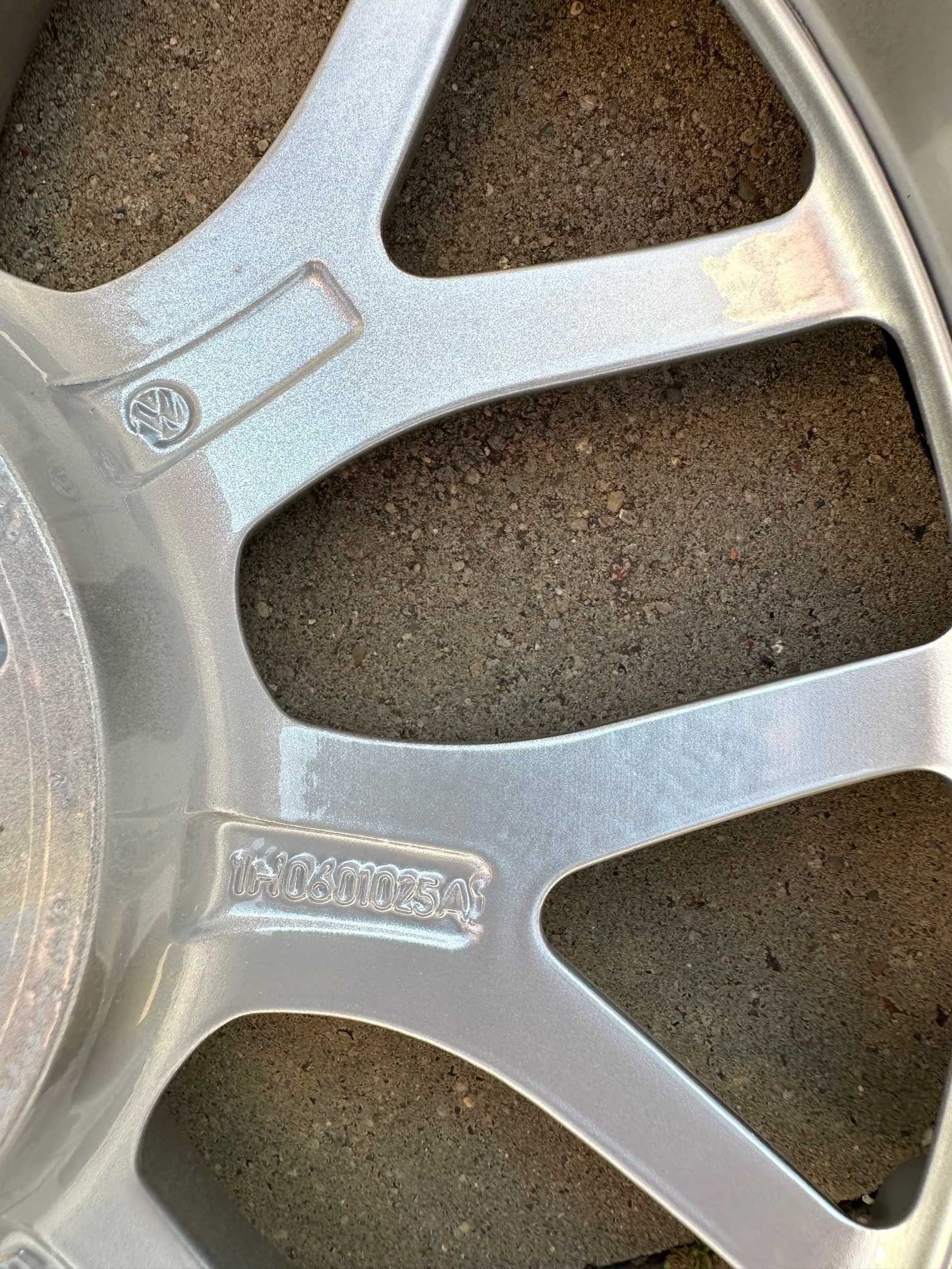 Felgi BBS RS764 4x100 16' po renowacji.