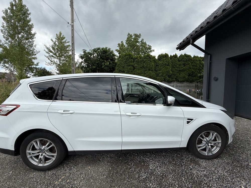Ford S-Max Titanium 2.0 TDi, 180KM, Automat. Bogate wyposażenie.