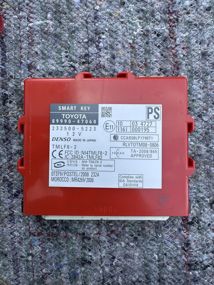 Блок управління безключового доступа Toyota Prius 30 89990-47060
