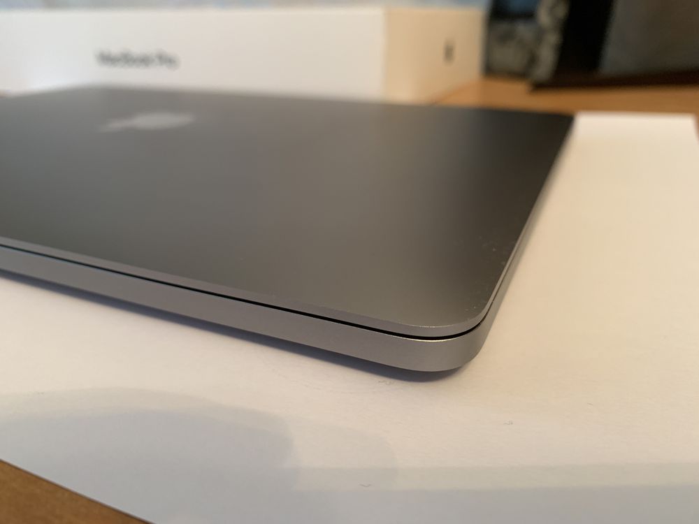 Apple MacBook Pro 13 Space Gray