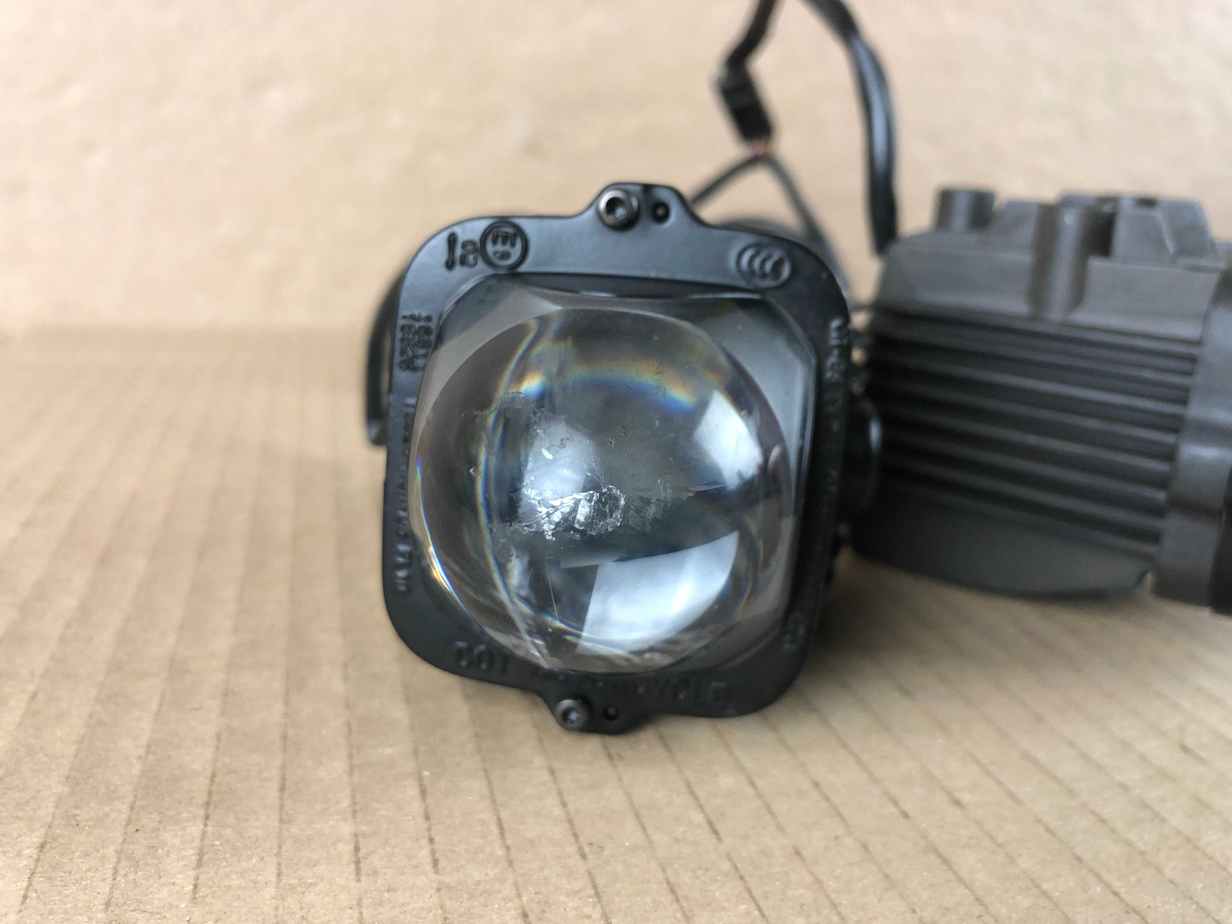 Yamaha MT07 Tracer Lampa Reflektor Halogeny Halogen Prawy Lewy 2022