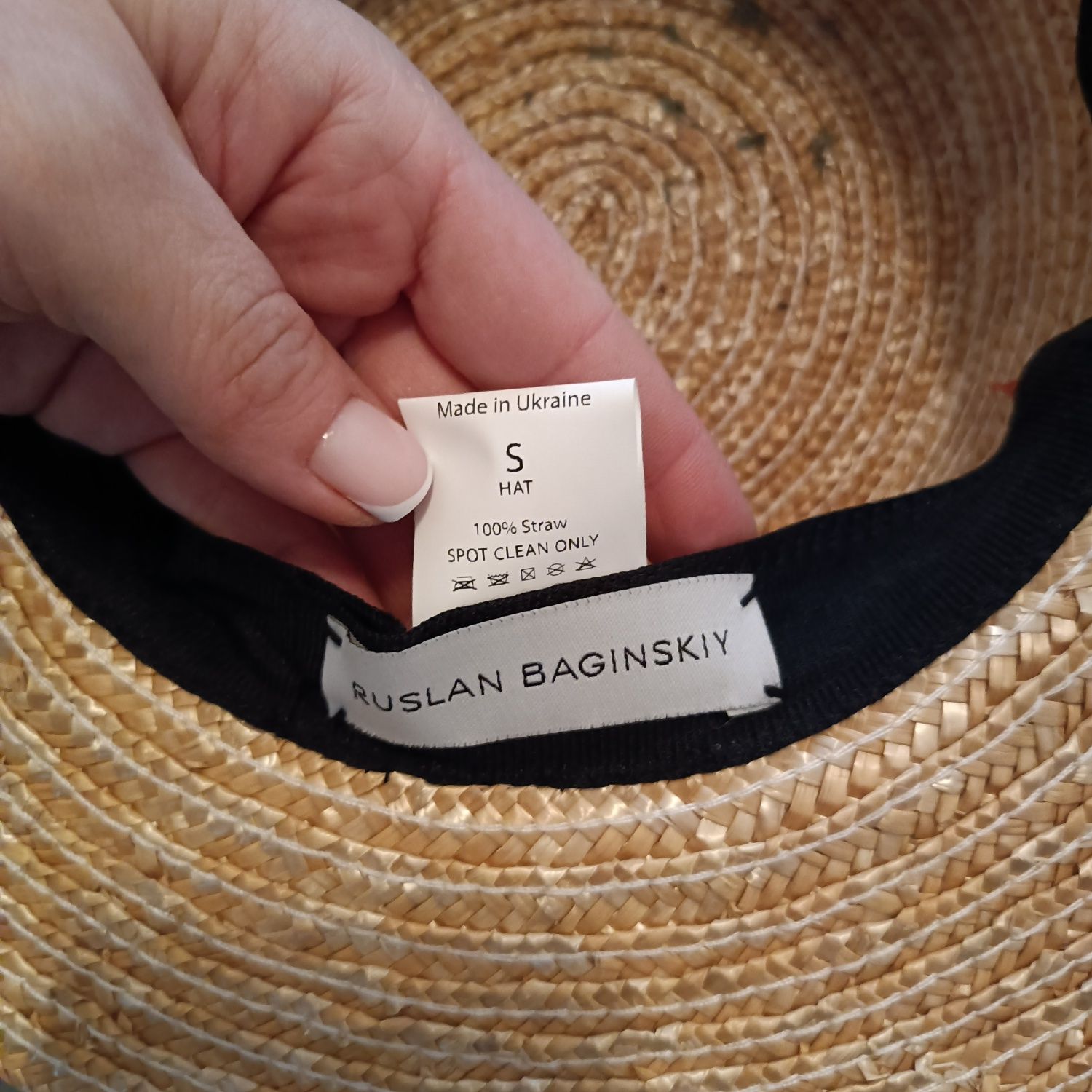 Ruslan Baginskiy  шляпа