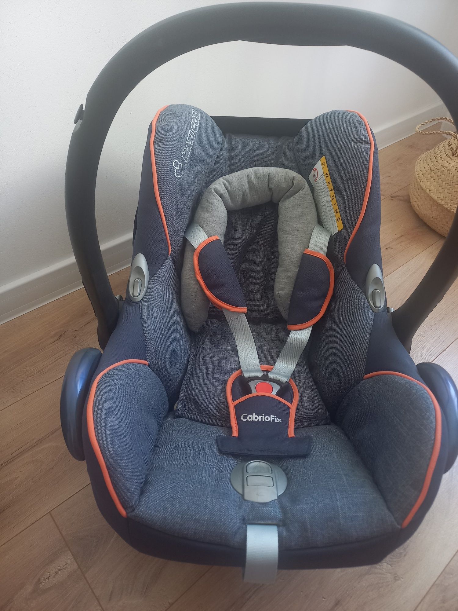 Fotelik samochodowy Maxi Cosi Cabrio Fix, 0-13kg, kolor denim