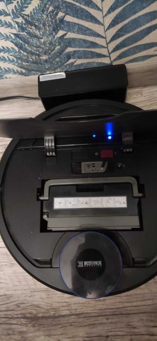 Робот пылесос Ecovacs Deebot  930 моющий пылесос