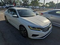 2020 Volkswagen PASSAT SE