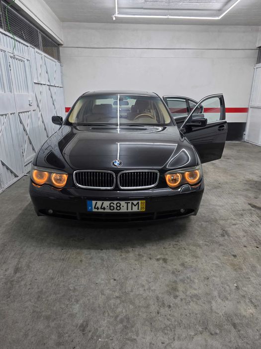 BMW SÉRIE 7 - 745i V8