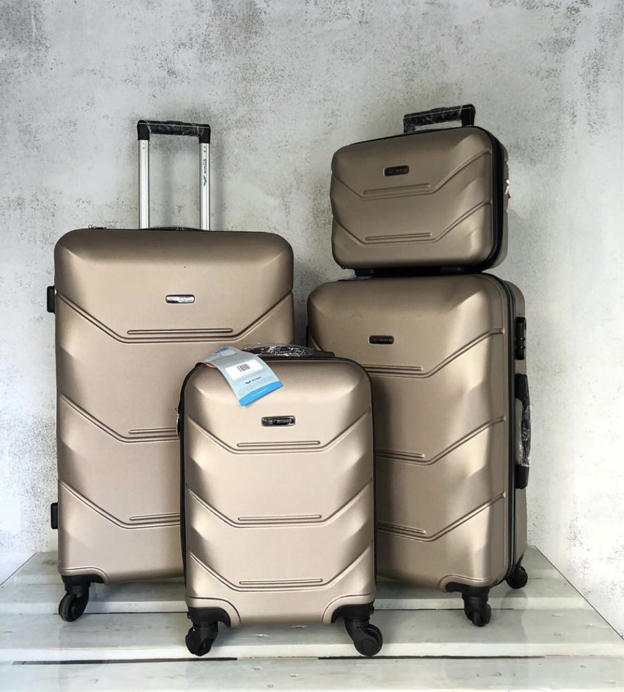 Чемодан дорожний валіза 4 колеса модель 147 чемодан сумка дорожн