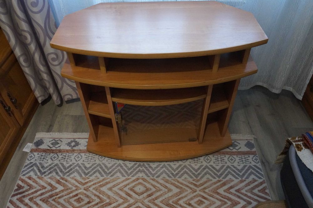 Stolik RTV w atrakcyjnej cenie