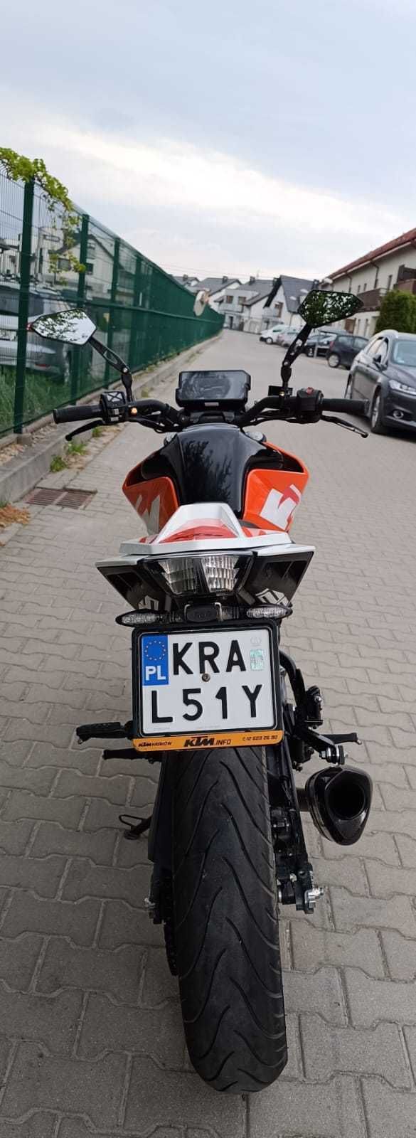 KTM Duke 125, Akrapovic, mały przebieg, alarm Meta Systems,