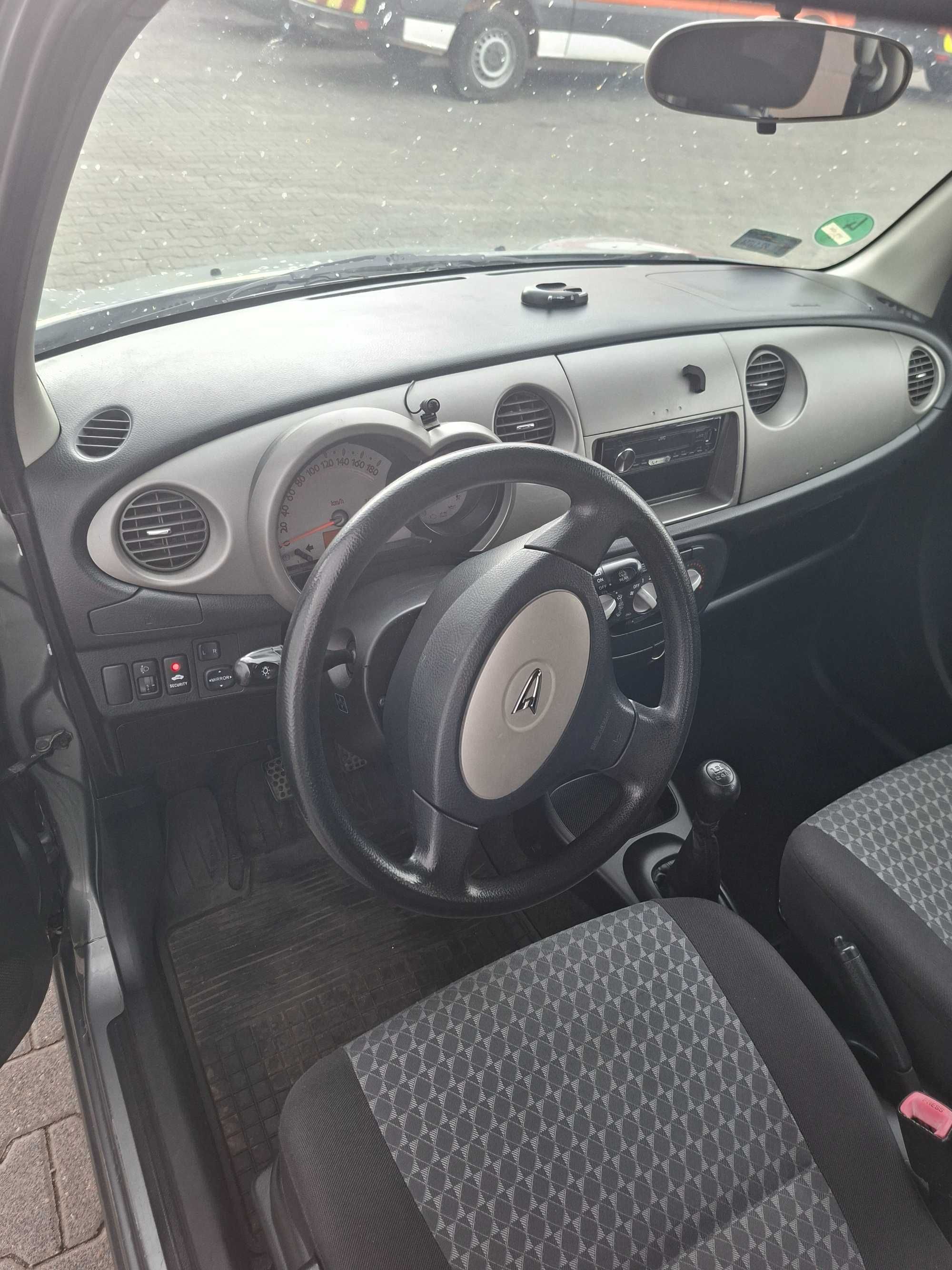 Daihatsu  Trevis  2007