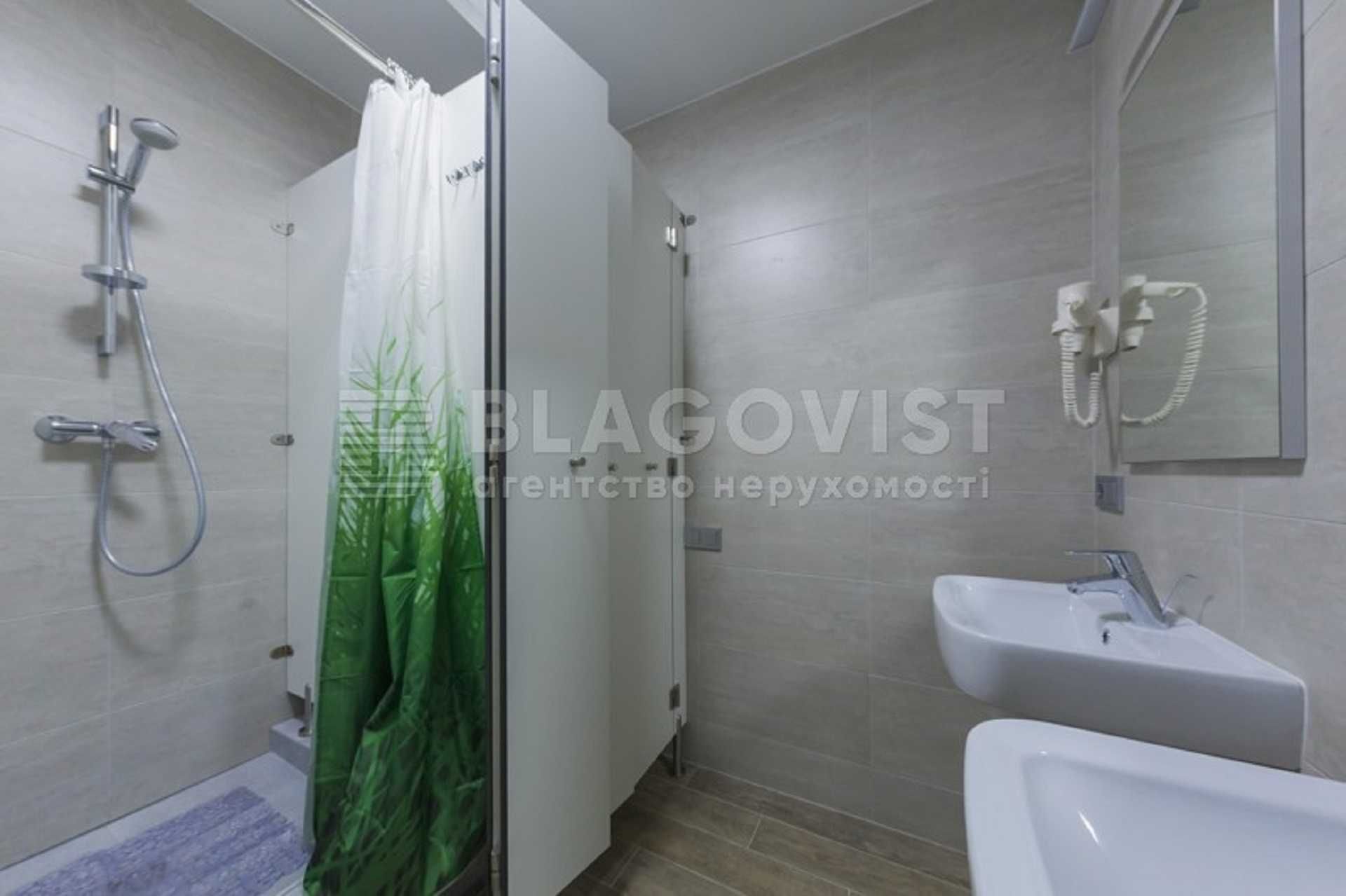 Щекавицька,30/39  нежитлове приміщення 225кв.м. Готель hostel  Поділ