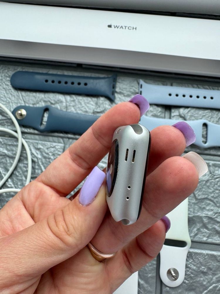 Apple Watch 3 series полный комплект коробка+3 ремешка