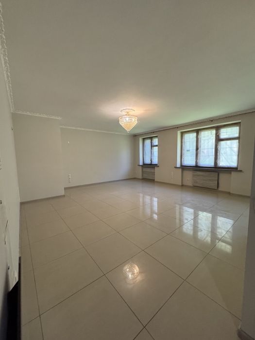 Оренда кв під офіс/шоурум/житло 40 м2 Київ,просп.Берестейський 15,КПІ