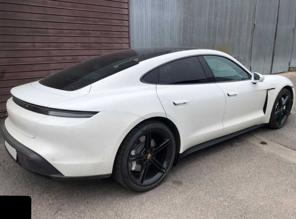 бампер Шрот Porsche Taycan Порше Тайкан  Разборка розборка