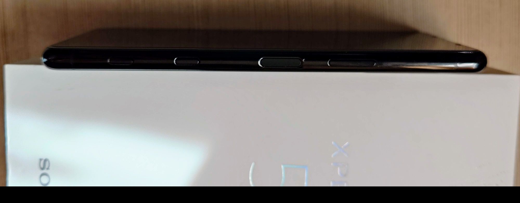 Sony Xperia 5 II 128GB XQ-AS52 DUAL SIM, folia na ekranie i aparacie