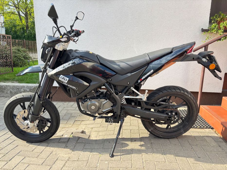 Motocykl 125 supermoto ksr tw