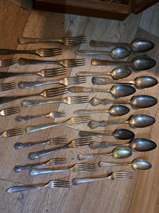 Stare srebrne sztućce