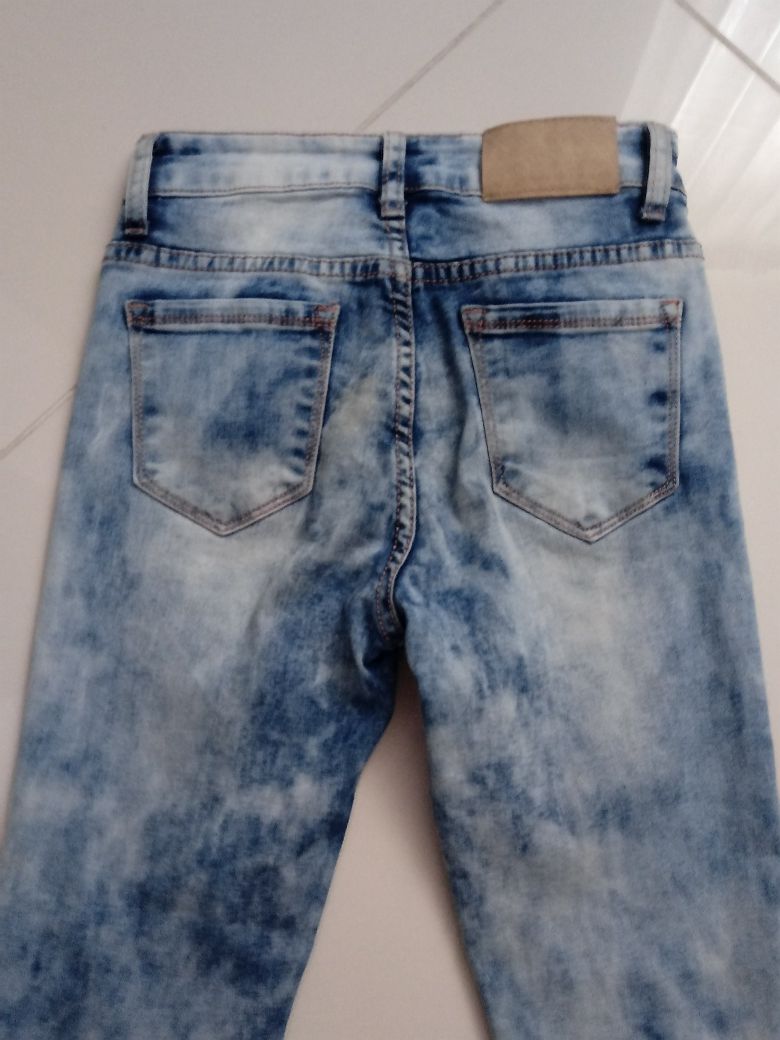 Spodnie jeansy DENIM z perełkami rozm. 152 / rozm.34 / stan idealny