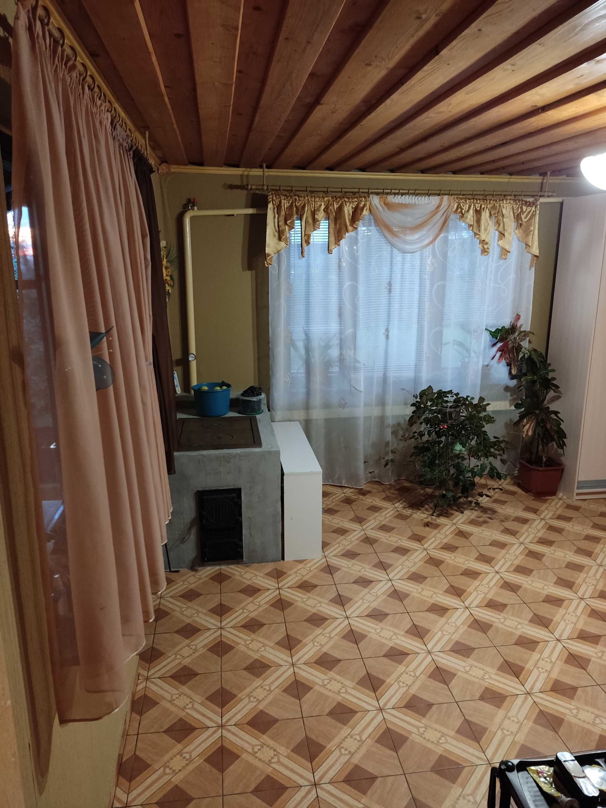 Продам будинок в передмісті Ужгорода