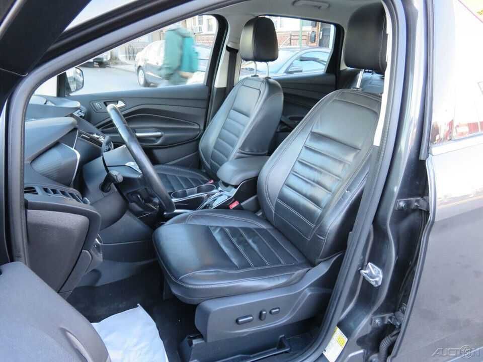 2017 Ford C-Max Titanium