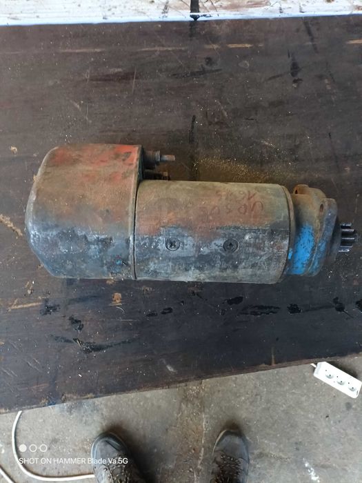 Rozrusznik ursus 1614