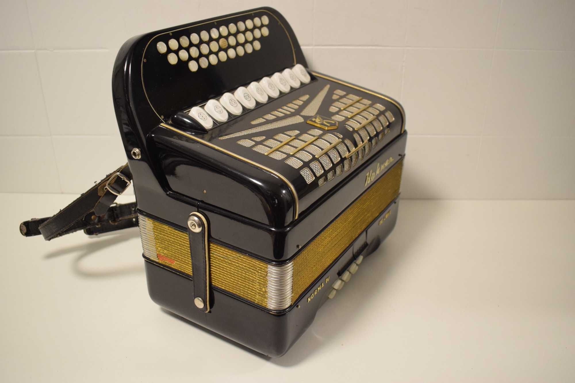 Concertina Hohner Norma IV 4 Voz.Do  .  N  104