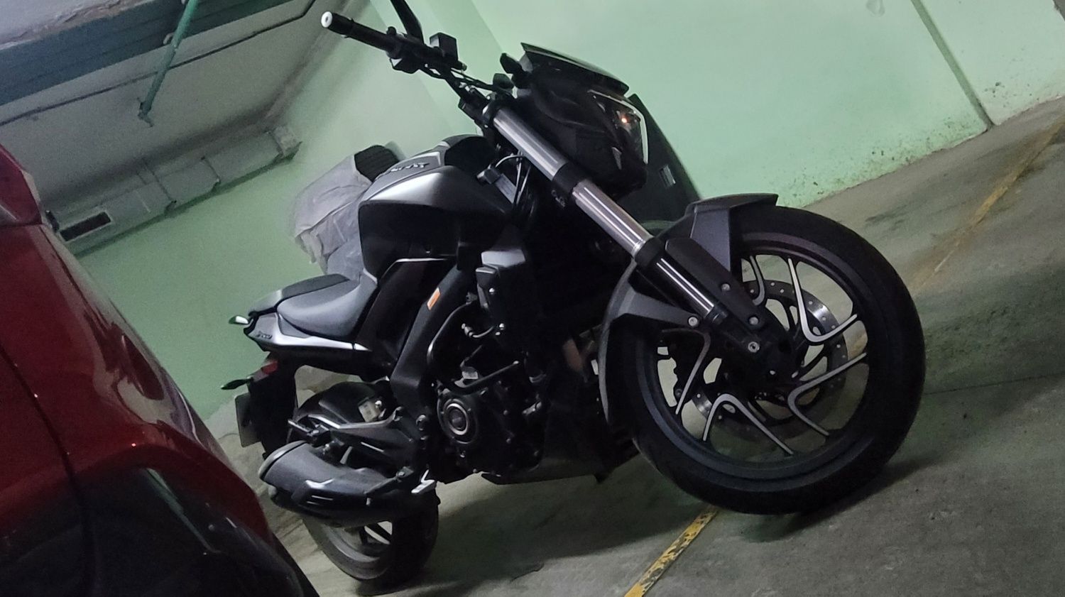 Bajaj Dominar 400