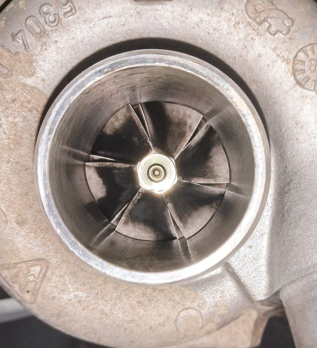 Турбіна Land Rover Discovery 2.7 Ленд Ровер розборка шрот запчастини