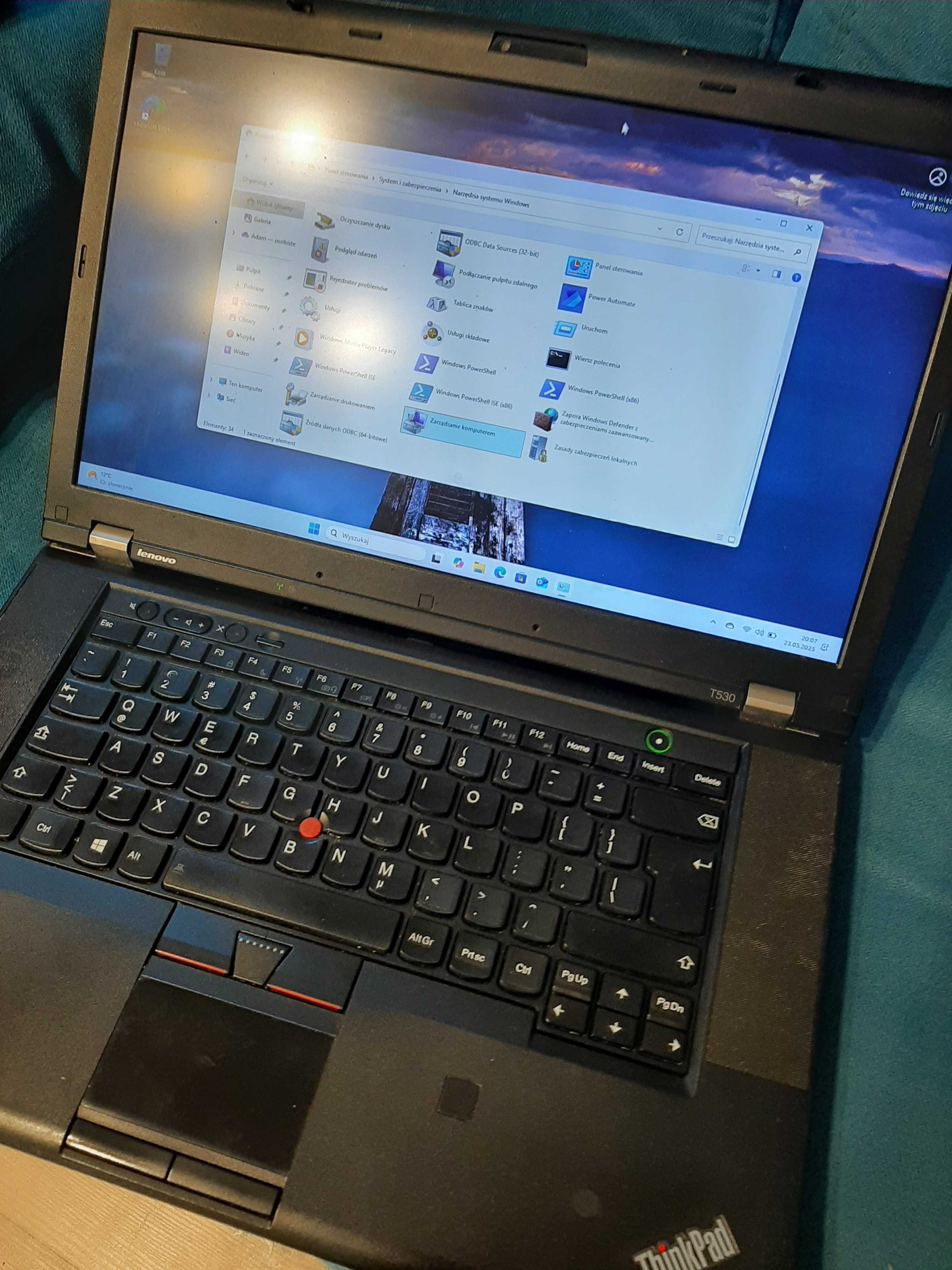 laptop 16gb ram szybki dysk ssd  bateriA BDB