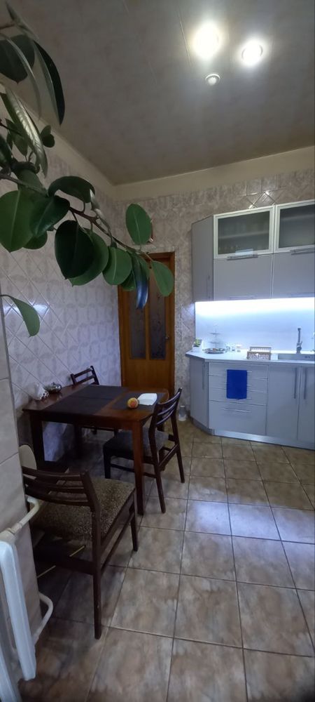 Продам 3к квартиру Героев Харкова 96а