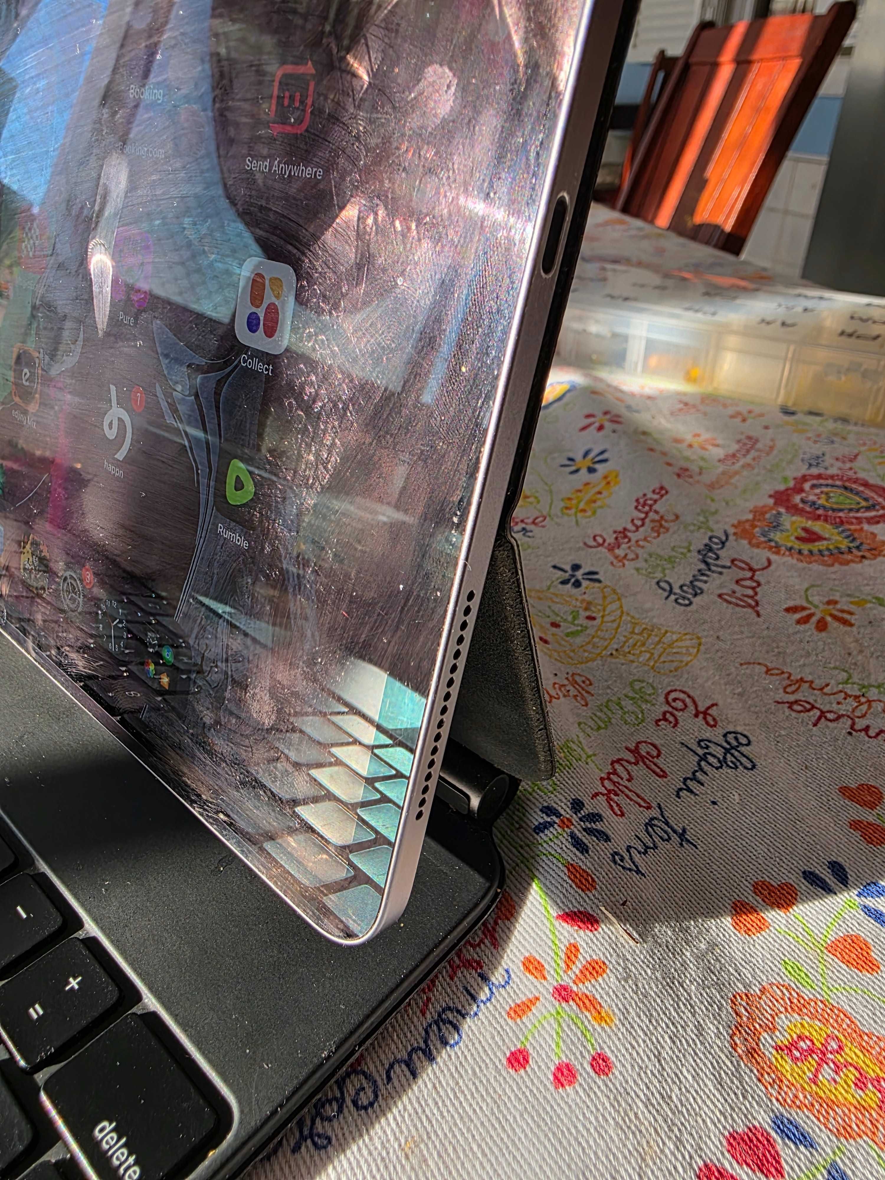 Ipad pro 12.9  3° geração 512GB + teclado.